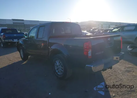 2015 Nissan Frontier Desert Runner/S/Sl/Sv z USA, uszkodzony, nr VIN 1N6AD0ER3FN742238